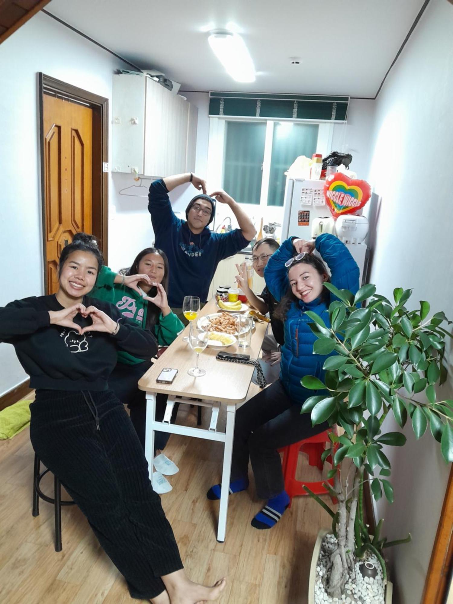 Disco Pangpang Guesthouse Incheon Esterno foto