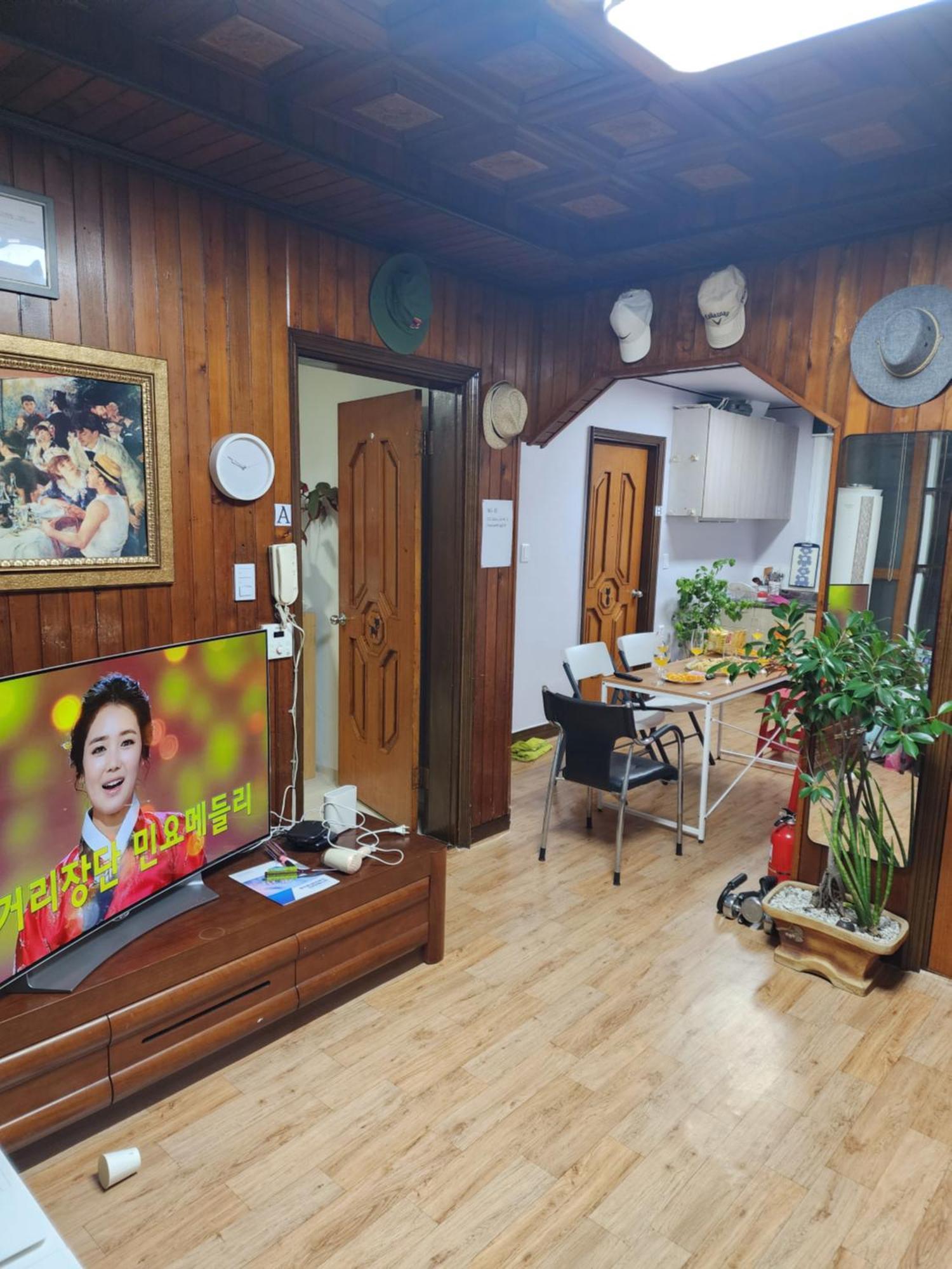 Disco Pangpang Guesthouse Incheon Esterno foto